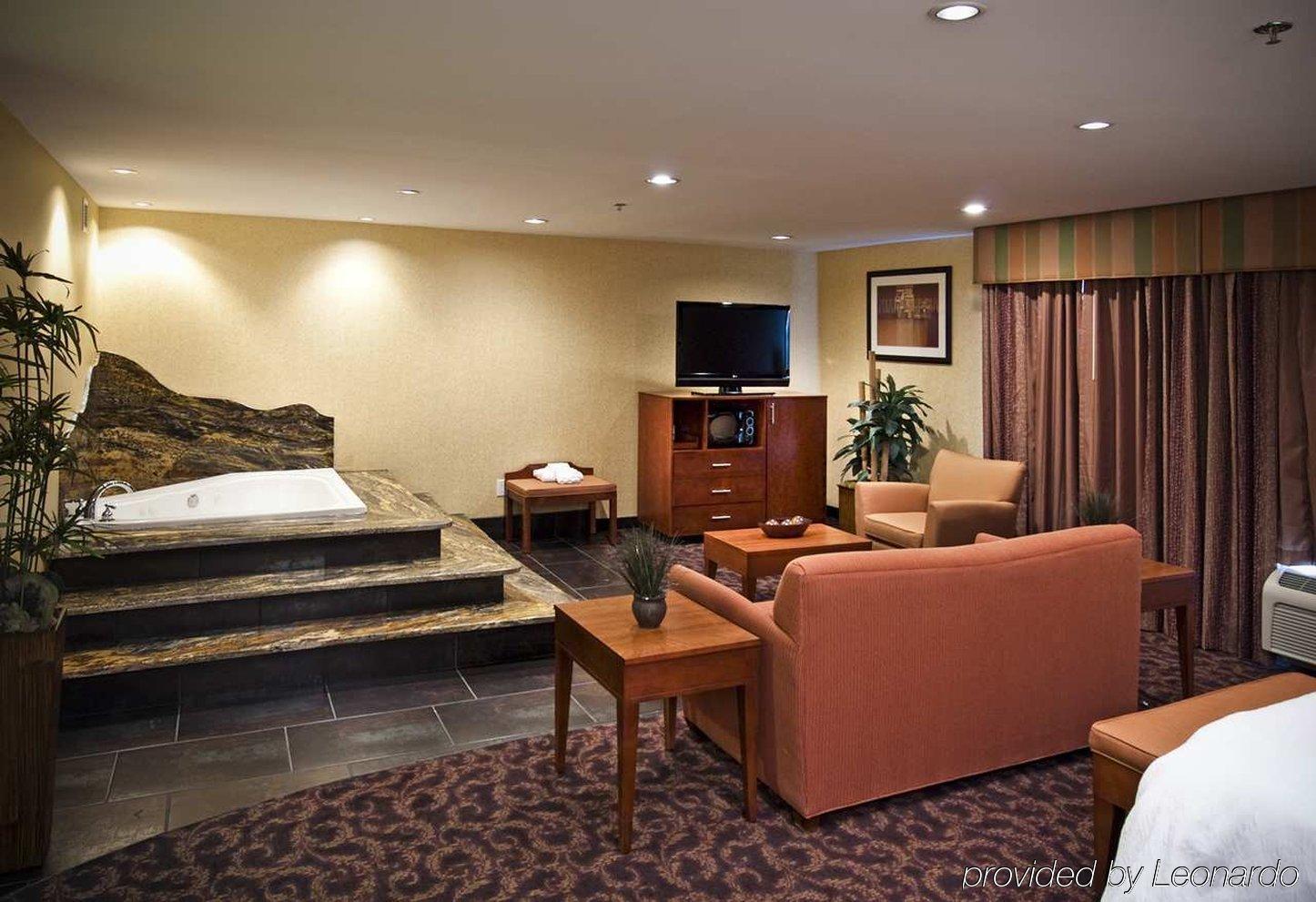 Hampton Inn Indianapolis-Sw-Плейнфилд Номер фото